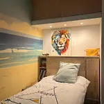 Appartement Nice Centre Vue Mer Avec Piscine Pour Famille, Couple D\'Amis Pas De Groupes De Jeunes Autorises